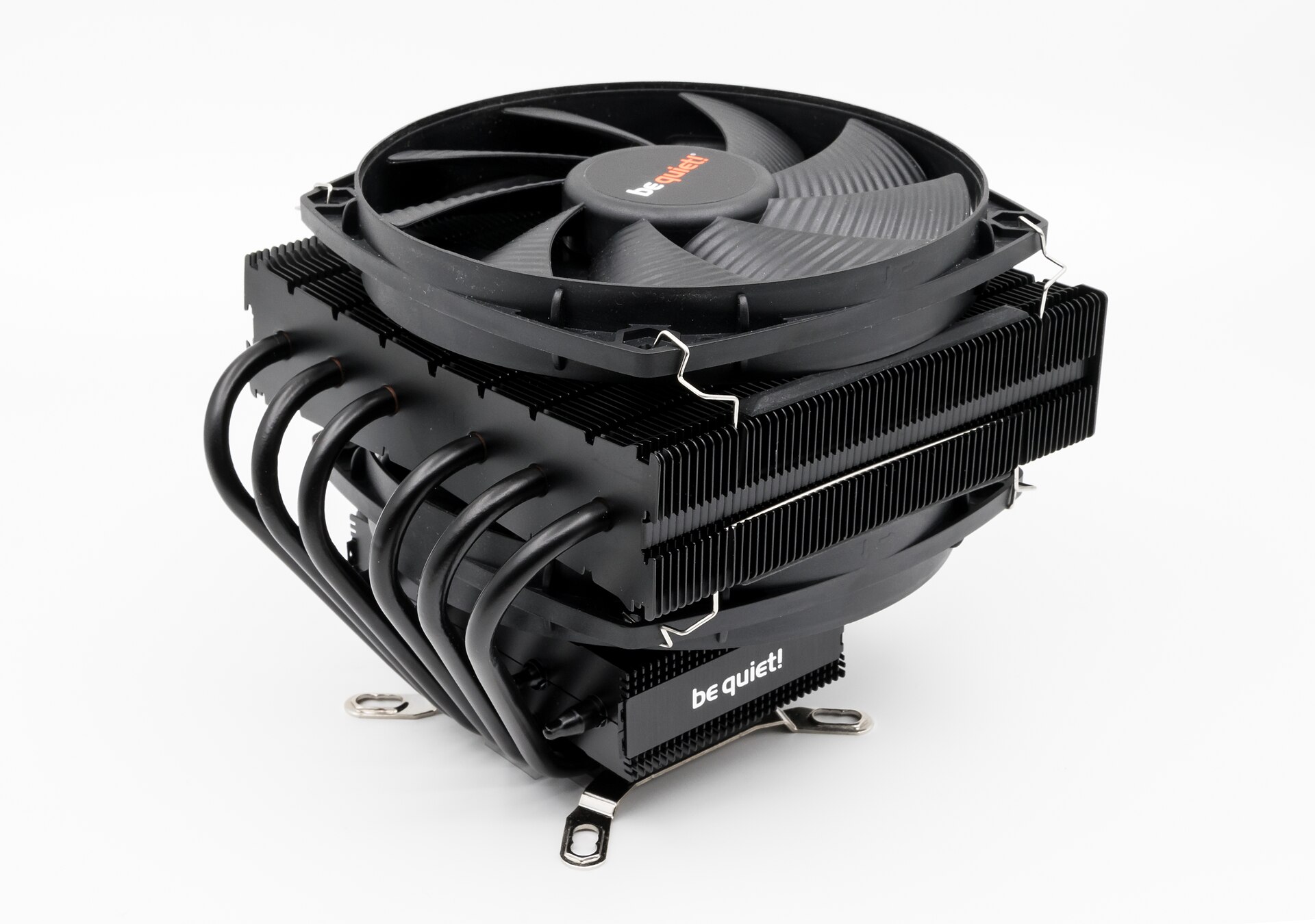 A be quiet! Dark Rock Pro 4 CPU cooler is shown, relevant for event tech setups.